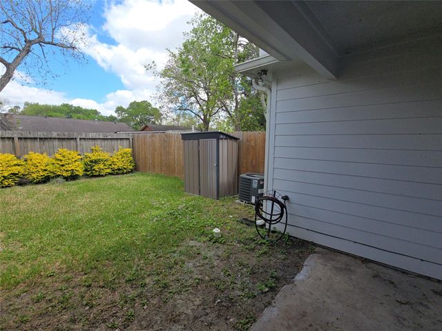 5226 Ridgevan Drive, Houston, TX 77053