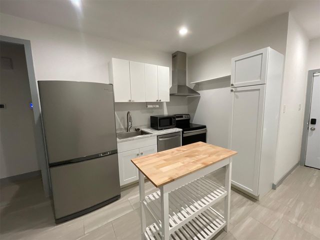 5226 Ridgevan Drive, Houston, TX 77053