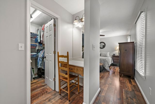 915 Rocky Hollow Rd, Erin, TN 37061