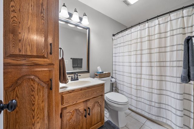 915 Rocky Hollow Rd, Erin, TN 37061