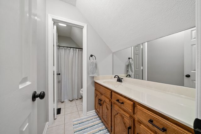 915 Rocky Hollow Rd, Erin, TN 37061