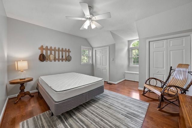 915 Rocky Hollow Rd, Erin, TN 37061