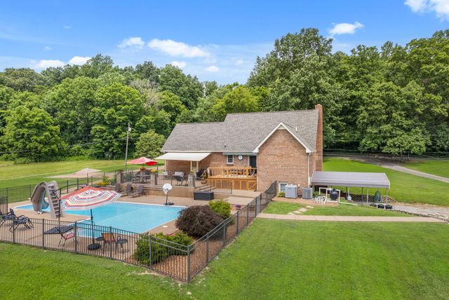 915 Rocky Hollow Rd, Erin, TN 37061