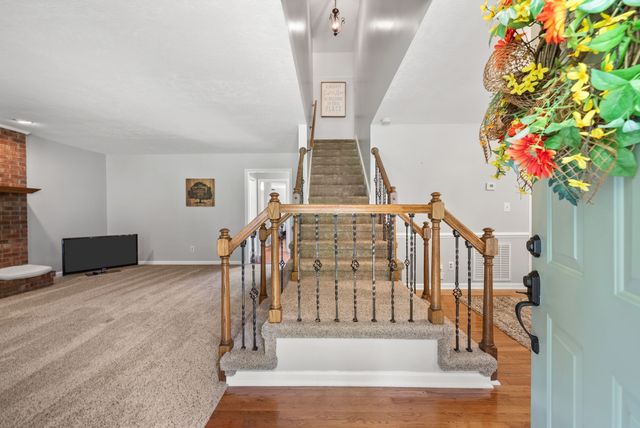 915 Rocky Hollow Rd, Erin, TN 37061