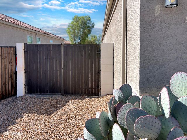 10313 E MARIGOLD Lane, Florence, AZ 85132