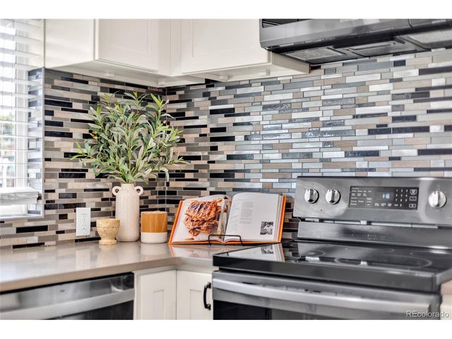 227 S Perry St, Denver, CO 80219