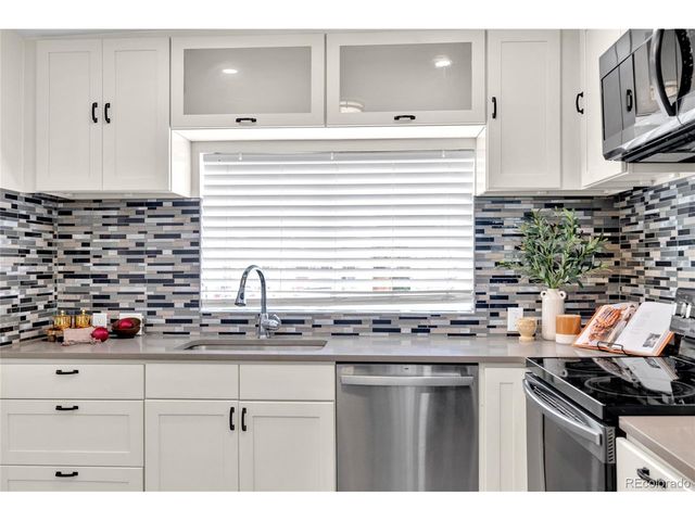 227 S Perry St, Denver, CO 80219