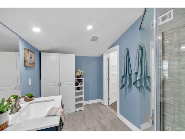 227 S Perry St, Denver, CO 80219