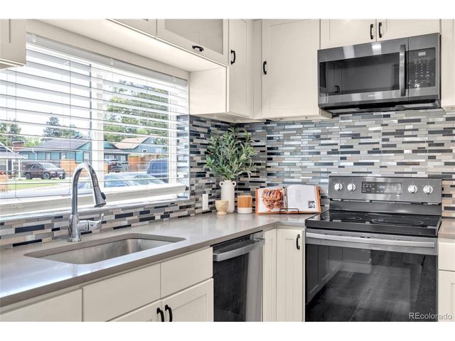 227 S Perry St, Denver, CO 80219