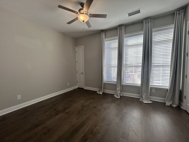 2089 Branford Pl Unit 101, Thompsons Station, TN 37179