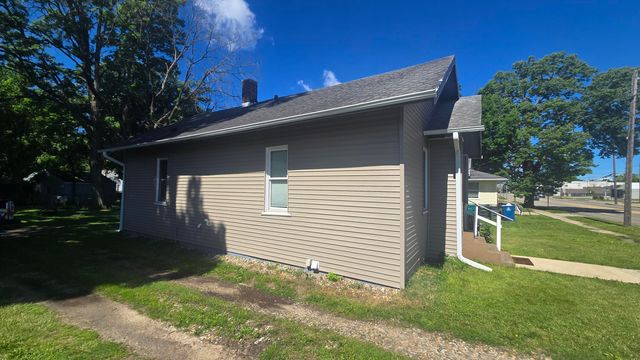 1349 W Michigan Avenue W, Battle Creek, MI 49037