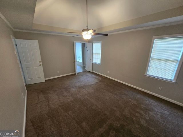 724 Jamie Way NE, Woodstock, GA 30188