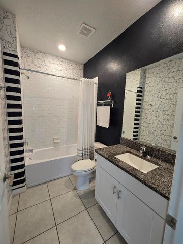 4640 WILLET COOPER COURT, Tampa, FL 33619