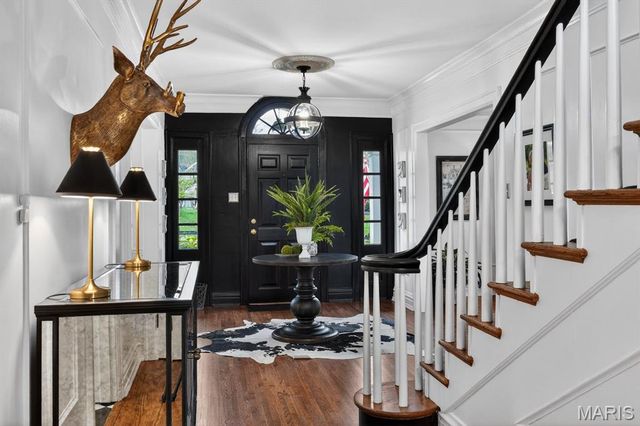 457 Yorkshire Place, Webster Groves, MO 63119