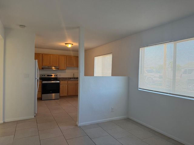 2553 E Pueblo Avenue 1, Phoenix, AZ 85040