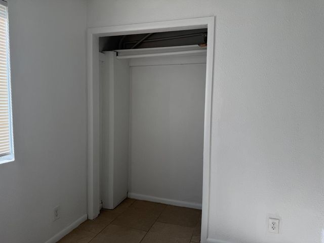 2553 E Pueblo Avenue 1, Phoenix, AZ 85040