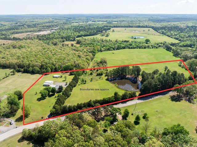 4875 Wilburn Rd., Wilburn, AR 72179