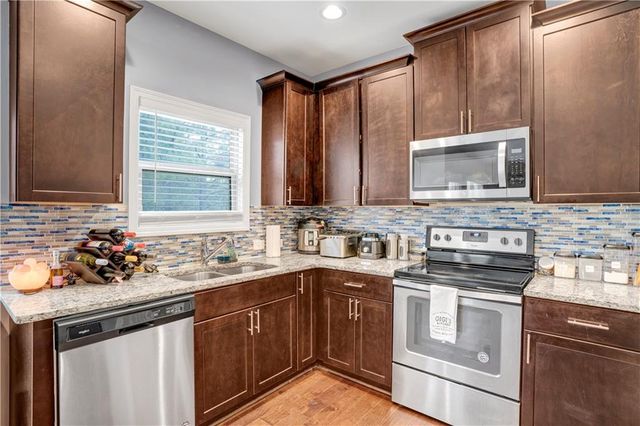 7789 Village Pass, Fairburn, GA 30213