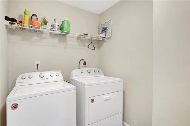 7789 Village Pass, Fairburn, GA 30213