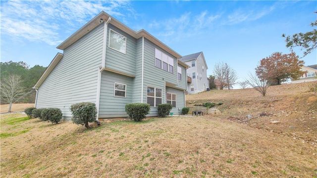 7789 Village Pass, Fairburn, GA 30213