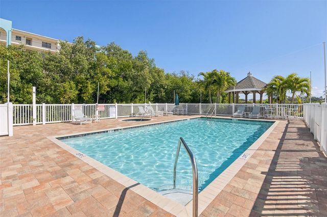 19519 GULF BOULEVARD 202, Indian Shores, FL 33785
