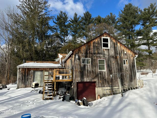 4918 S Stephentown Road, Stephentown, NY 12168