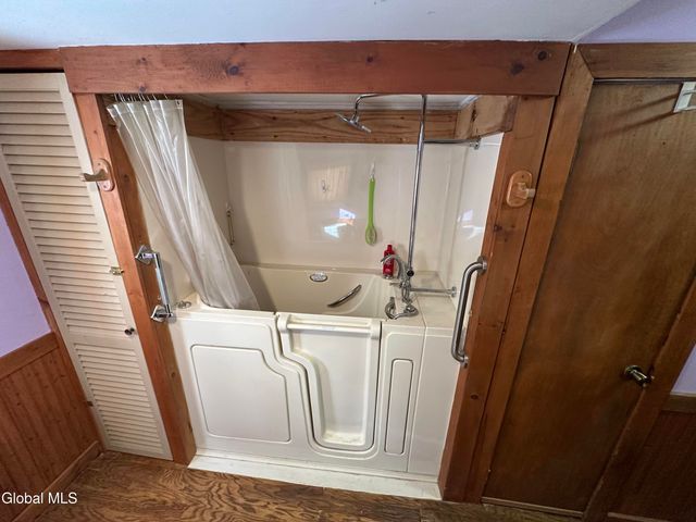 4918 S Stephentown Road, Stephentown, NY 12168