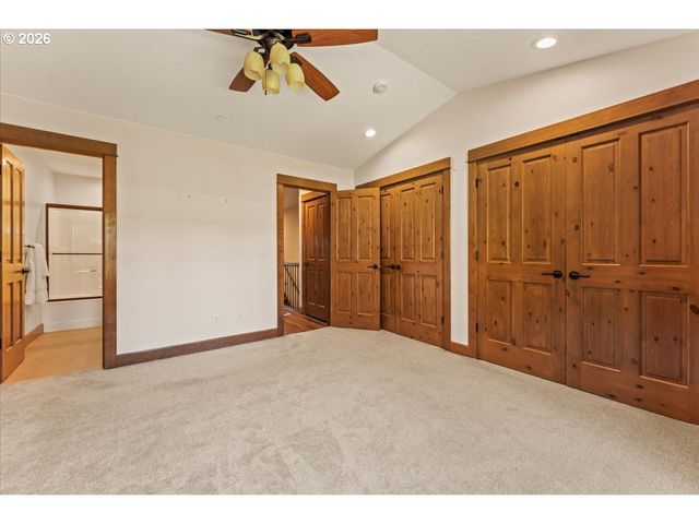4642 Sw CONDOR Ave 2, Portland, OR 97239