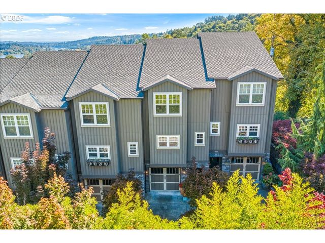 4642 Sw CONDOR Ave 2, Portland, OR 97239