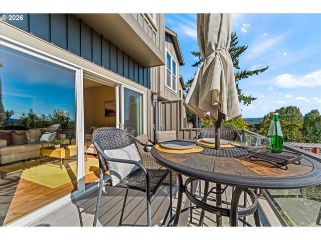 4642 Sw CONDOR Ave 2, Portland, OR 97239