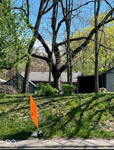 2521 Madison Avenue, Indianapolis, IN 46225