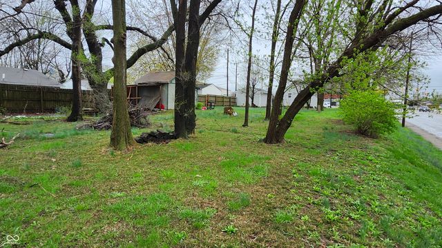 2521 Madison Avenue, Indianapolis, IN 46225