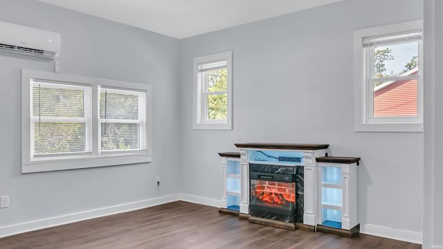 220 N Adams Street, Bloomington, IN 47404