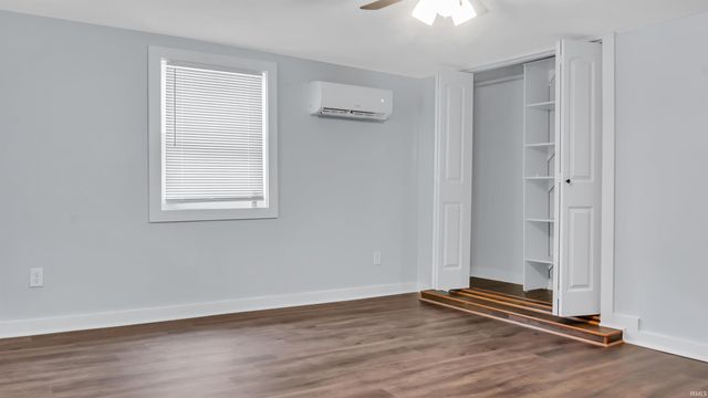 220 N Adams Street, Bloomington, IN 47404