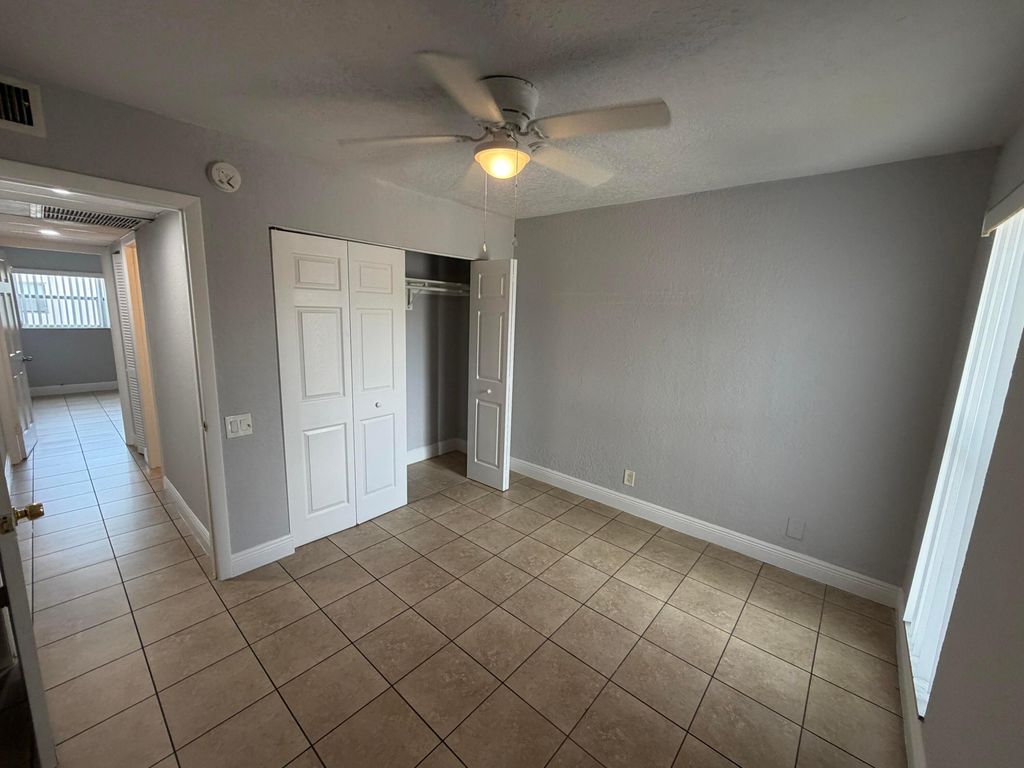 4423 TREEHOUSE Lane C, Tamarac, FL 33319