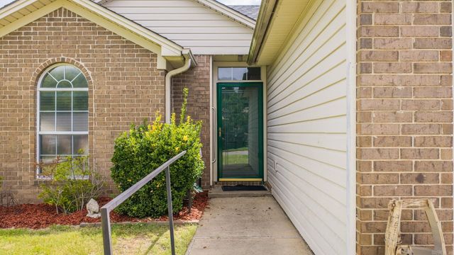 40 Meadow Ridge Loop, Maumelle, AR 72113