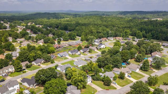 40 Meadow Ridge Loop, Maumelle, AR 72113