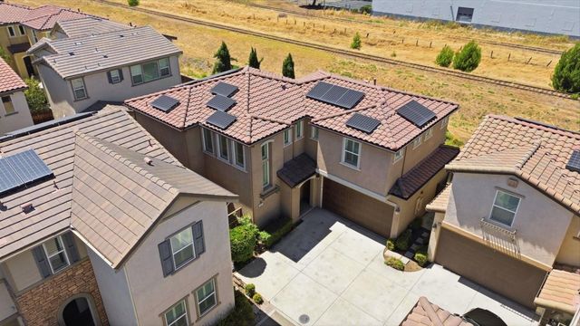 384 Misty Circle, Livermore, CA 94550