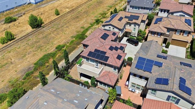 384 Misty Circle, Livermore, CA 94550