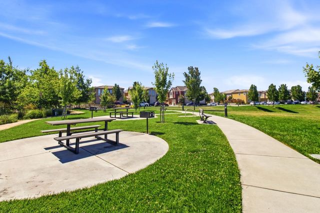 384 Misty Circle, Livermore, CA 94550