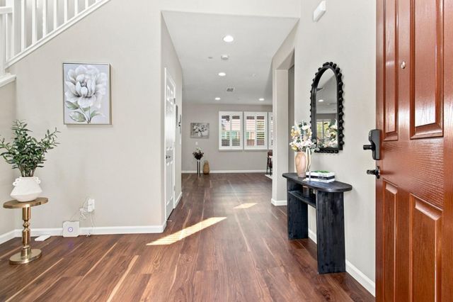 384 Misty Circle, Livermore, CA 94550