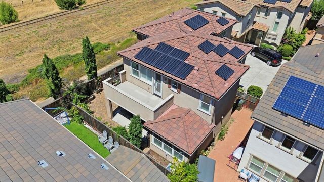 384 Misty Circle, Livermore, CA 94550