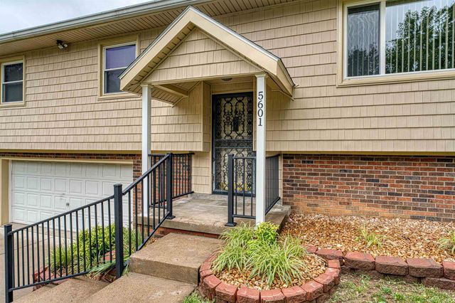 5601 West Haven Drive, Evansville, IN 47720