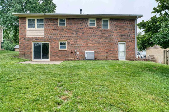 5601 West Haven Drive, Evansville, IN 47720