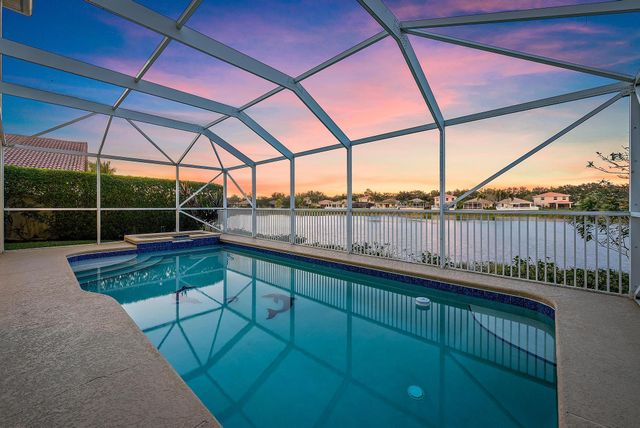 3104 SW Porpoise Circle, Stuart, FL 34997