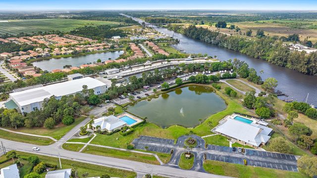 3104 SW Porpoise Circle, Stuart, FL 34997