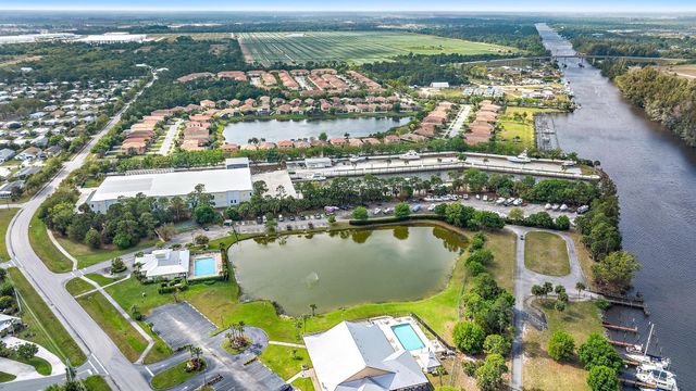 3104 SW Porpoise Circle, Stuart, FL 34997