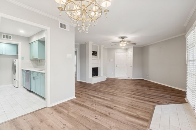 16301 Ledgemont Lane 263, Addison, TX 75001