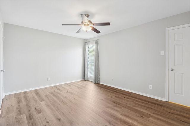 16301 Ledgemont Lane 263, Addison, TX 75001