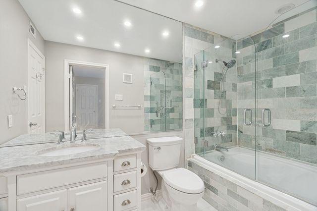 16301 Ledgemont Lane 263, Addison, TX 75001